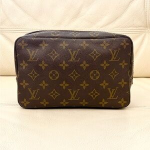 Louis Vuitton Trousse Toilette 23
